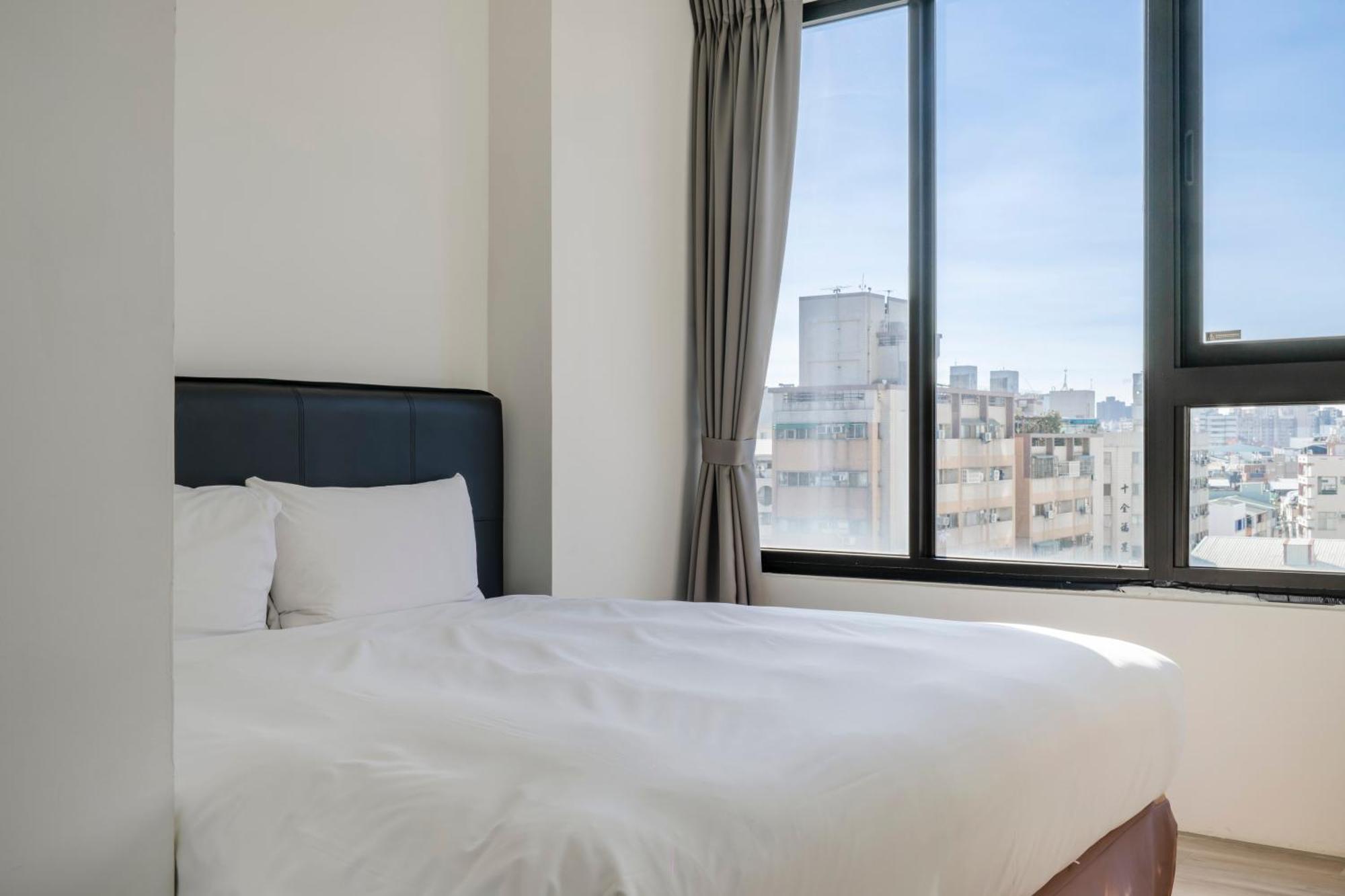 Check Inn Express Taichung Fuxing Exteriér fotografie